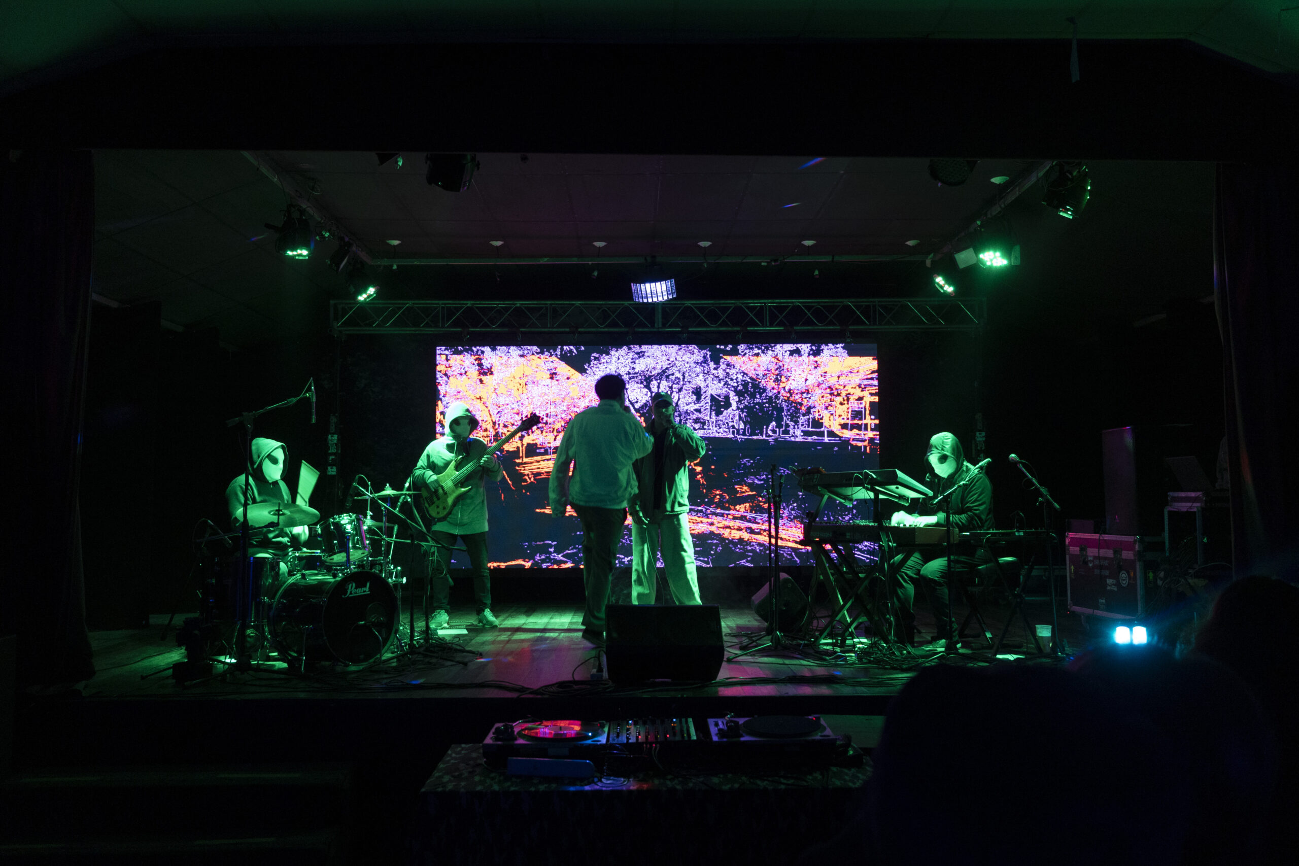 El trío Jugo de Tigre repasará su historia y presentará canciones inéditas en un show especial por su aniversario El trío Jugo de Tigre repasará su historia y presentará canciones inéditas en un show especial por su aniversario imagen-1