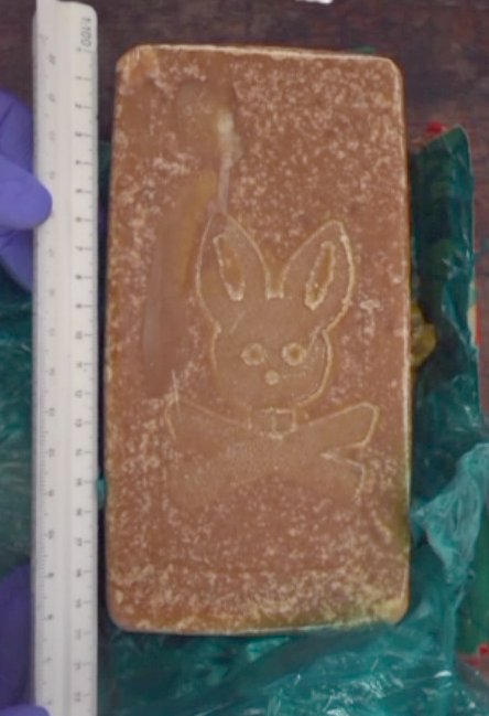 Iban de Misiones a Buenos Aires con cinco kilos de cocaína ocultos en la guantera del auto, los detuvieron en Corrientes 11 Iban de Misiones a Buenos Aires con cinco kilos de cocaína ocultos en la guantera del auto, los detuvieron en Corrientes imagen-10