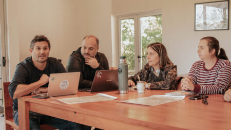 Productores, intendentes y equipos técnicos se reunieron en Oberá en el marco de Puentes Productivos para impulsar la agroindustria y los microemprendimientos imagen-1