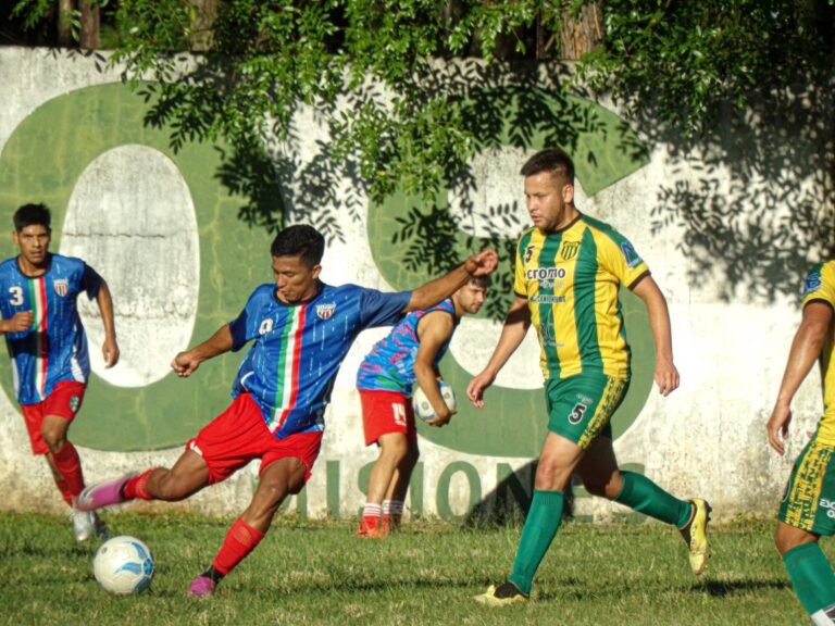 Fútbol: se juegan los pendientes de la Liga Posadeña imagen-38