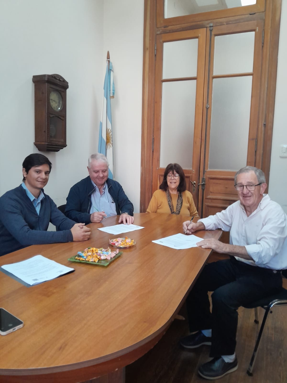 Colegio de Ingenieros Agrónomos suscribió convenio con Universidades para análisis de suelos Colegio de Ingenieros Agrónomos suscribió convenio con Universidades para análisis de suelos imagen-1