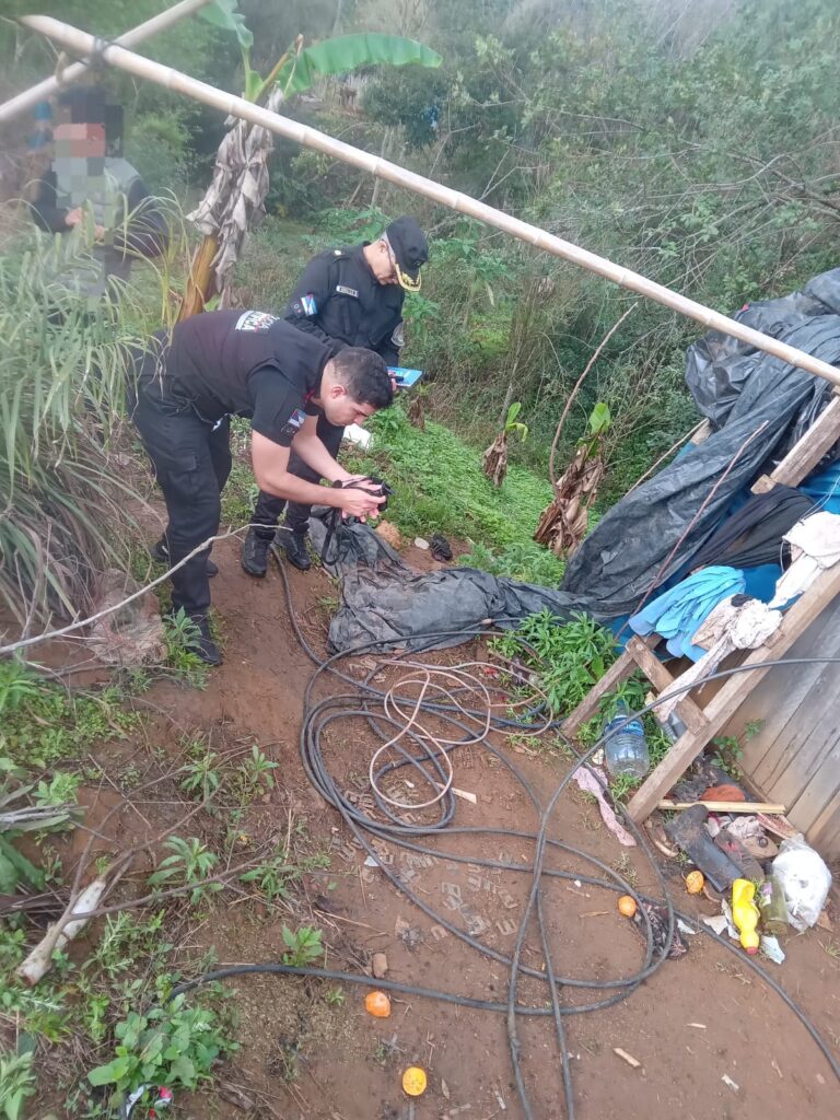 Dos malvivientes detenidos por vandalizar la red eléctrica y dejar sin luz a parte de San Ignacio Dos malvivientes detenidos por vandalizar la red eléctrica y dejar sin luz a parte de San Ignacio imagen-44