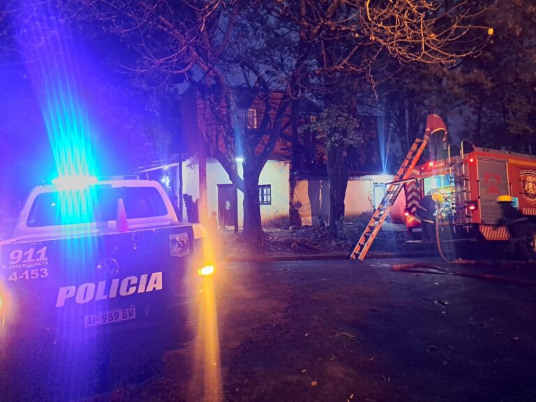 Principio de incendio en vivienda de Posadas sin lesionados Principio de incendio en vivienda de Posadas sin lesionados imagen-10