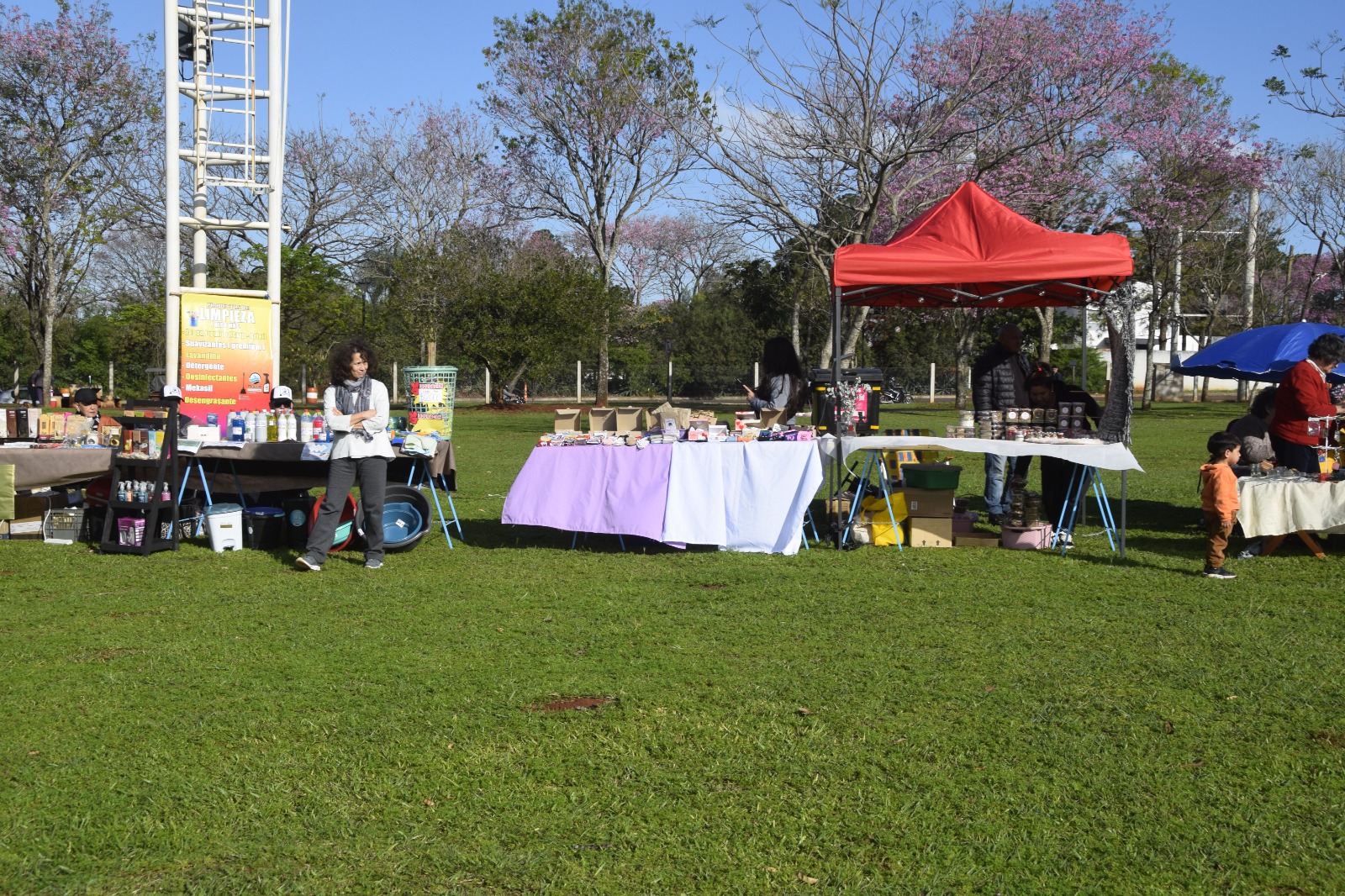 Más de 2.000 personas disfrutaron del festival artístico en el Parque de la Ciudad 7 Más de 2.000 personas disfrutaron del festival artístico en el Parque de la Ciudad imagen-6