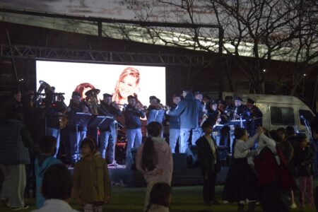 Más de 2.000 personas disfrutaron del festival artístico en el Parque de la Ciudad Más de 2.000 personas disfrutaron del festival artístico en el Parque de la Ciudad imagen-4