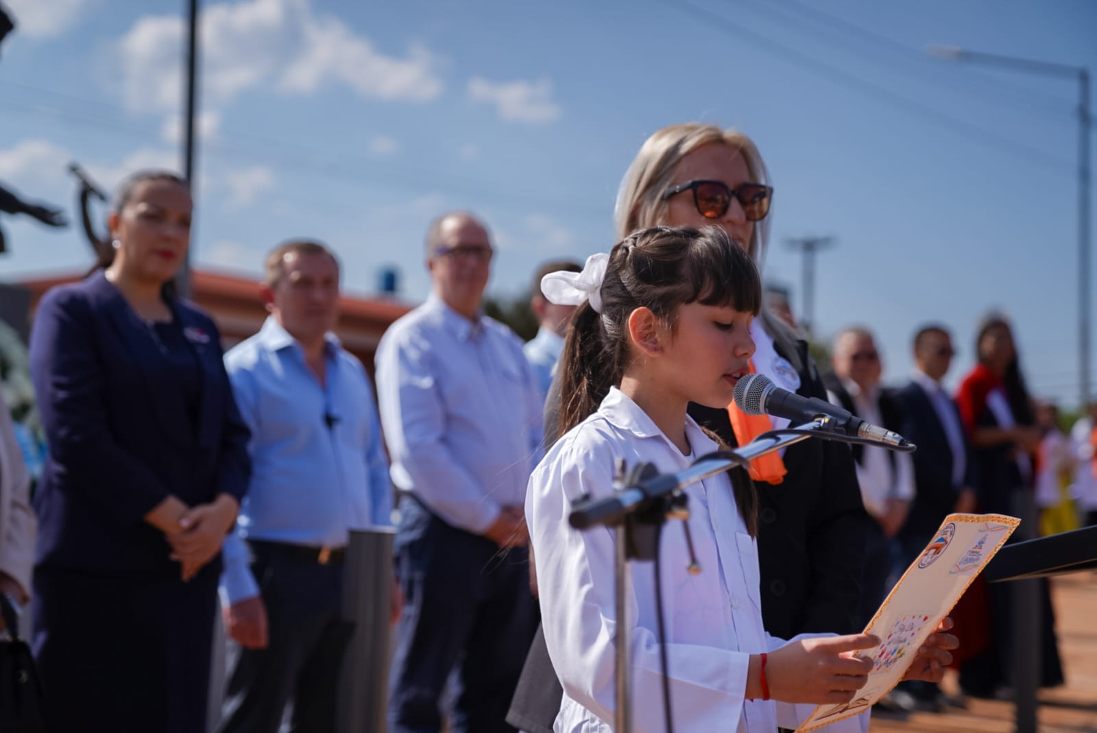 Son un faro de luz y la semilla de esperanza para tantos niños", aseguró Passalacqua en el acto central por el Día del Maestro imagen-6