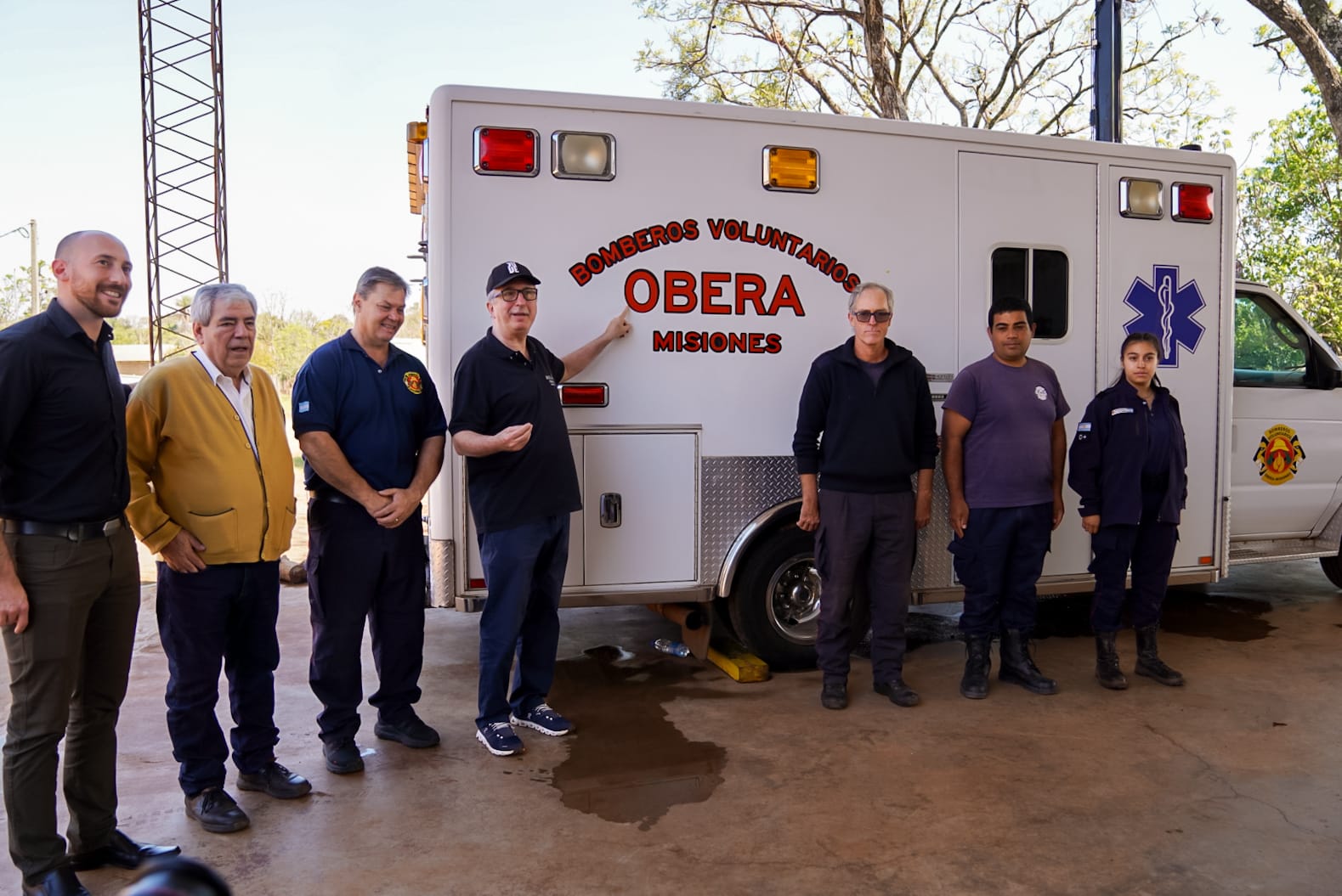 El Gobernador recorrió obras de viviendas y servicios en Oberá, financiadas con recursos provinciales imagen-16