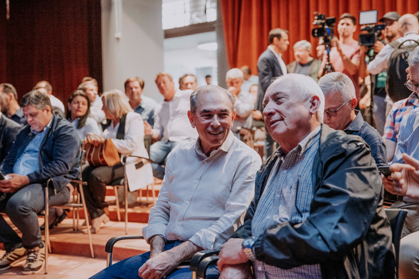 Intendente Stelatto valoró la entrega de recursos provinciales y destacó el compromiso de mantener los servicios esenciales 7 Intendente Stelatto valoró la entrega de recursos provinciales y destacó el compromiso de mantener los servicios esenciales imagen-6