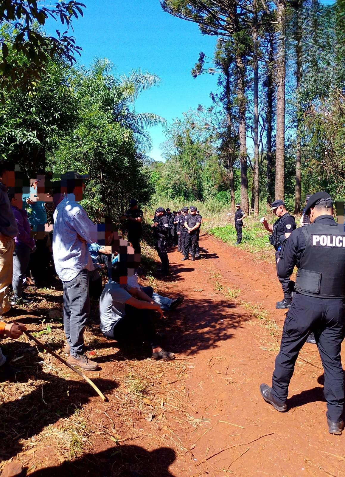Fueron 28 los demorados por intento de toma de tierras en Colonia Delicia 3 Fueron 28 los demorados por intento de toma de tierras en Colonia Delicia imagen-2