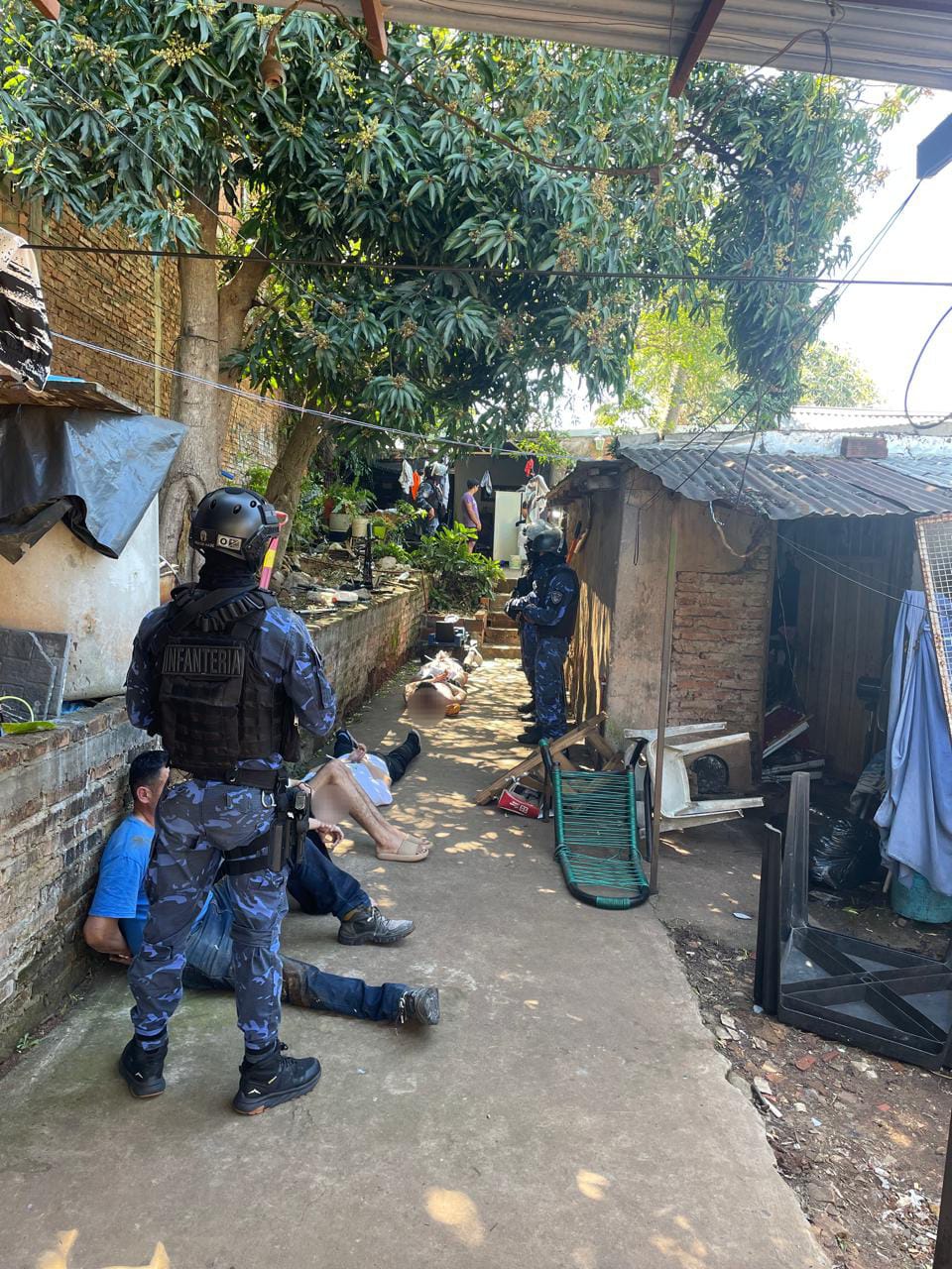 Capturaron a una banda delictiva en Posadas: seis detenidos, droga secuestrada y causas previas por violencia armada 3 Capturaron a una banda delictiva en Posadas: seis detenidos, droga secuestrada y causas previas por violencia armada imagen-2