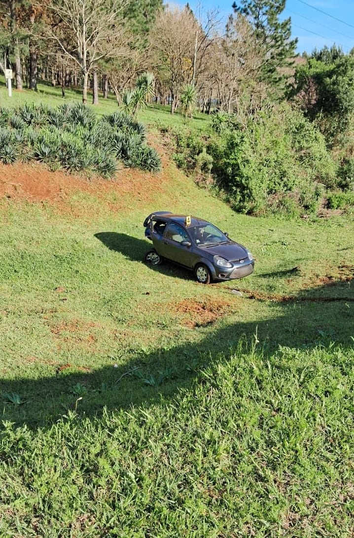 Campo Ramón: automovilista fue hospitalizado tras chocar sobre ruta nacional 14 5 Campo Ramón: automovilista fue hospitalizado tras chocar sobre ruta nacional 14 imagen-4