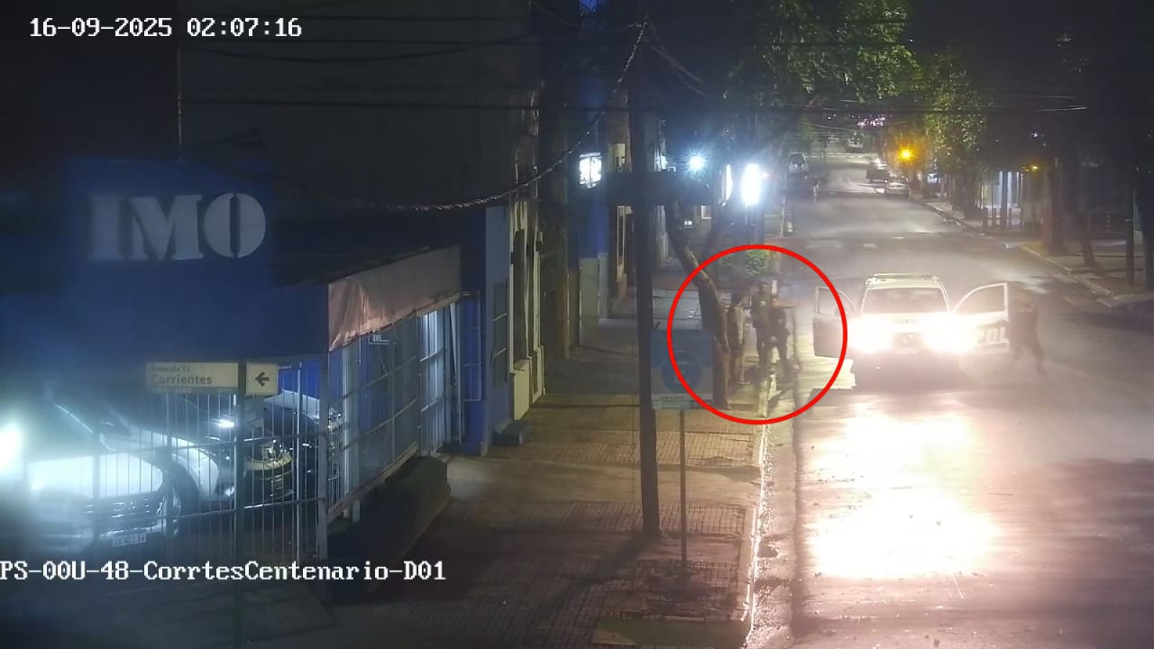 Cámaras del 911 detectan a un dúo de ladrones y la Policía los detiene en Posadas Cámaras del 911 detectan a un dúo de ladrones y la Policía los detiene en Posadas imagen-1