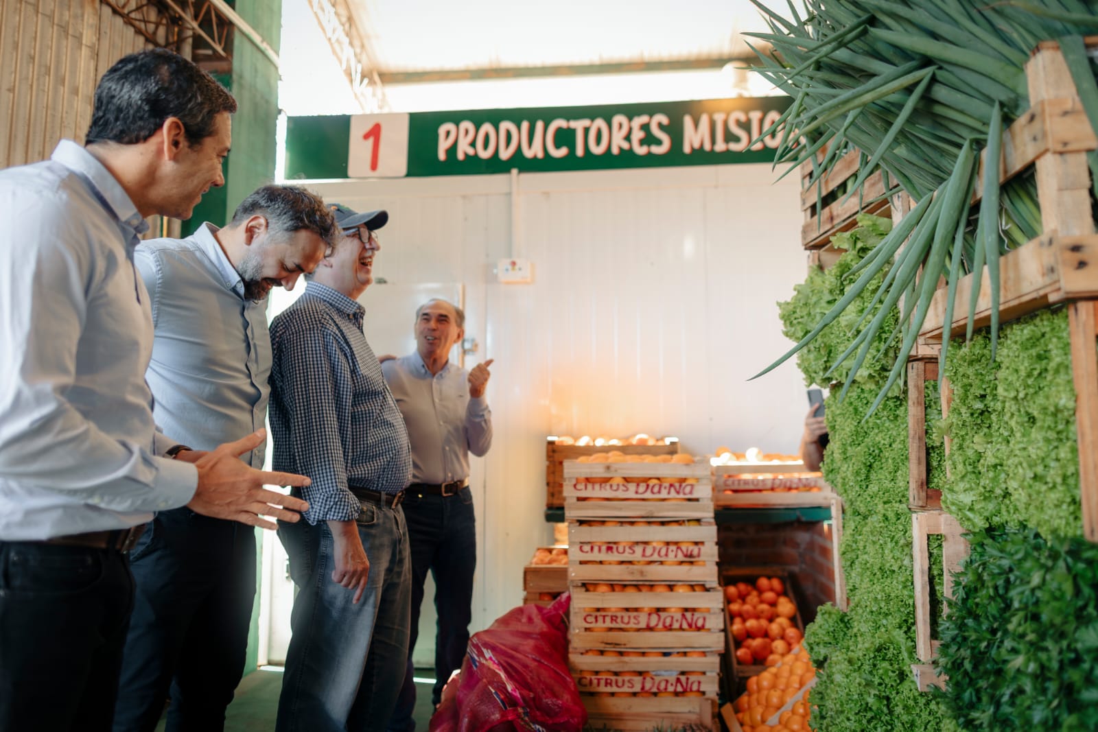Passalacqua habilitó 28 nuevas cámaras frigoríficas e inauguró una unidad operativa policial en el Mercado Central de Misiones imagen-4