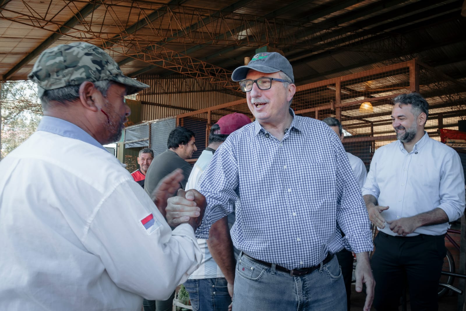 Passalacqua habilitó 28 nuevas cámaras frigoríficas e inauguró una unidad operativa policial en el Mercado Central de Misiones imagen-12