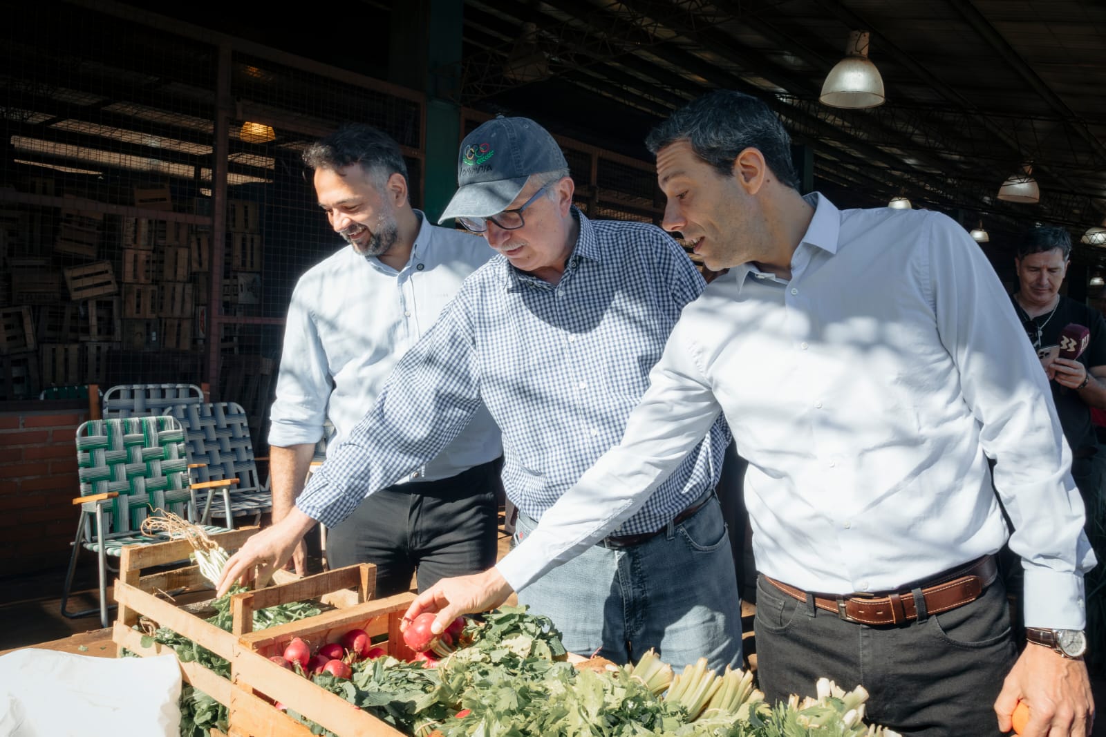 Passalacqua habilitó 28 nuevas cámaras frigoríficas e inauguró una unidad operativa policial en el Mercado Central de Misiones imagen-10