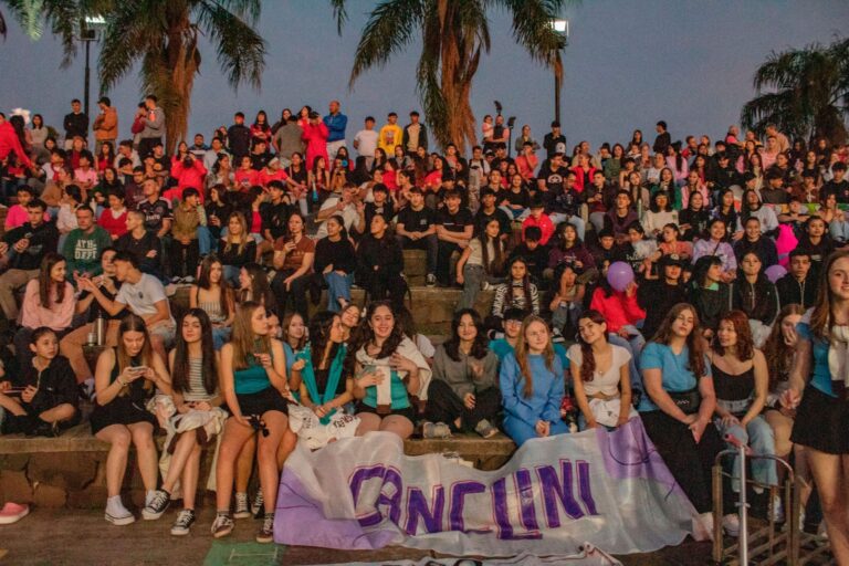 Se lanzó la Estudiantina 2025 de Alem imagen-33