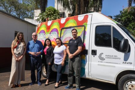 Passalacqua entregó fondos por casi $150 millones a bibliotecas populares de Misiones: “En un mundo tan tensionado como el de hoy, la lectura es refugio y una herramienta crítica” imagen-9