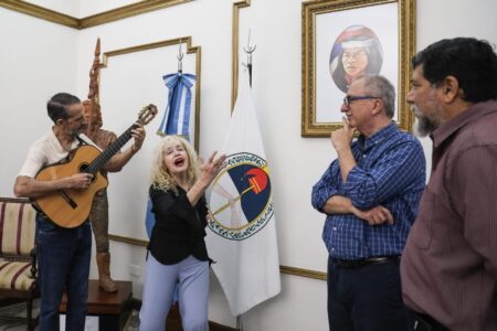En el Día Nacional del Chamamé, Passalacqua recibió a María Ofelia imagen-6