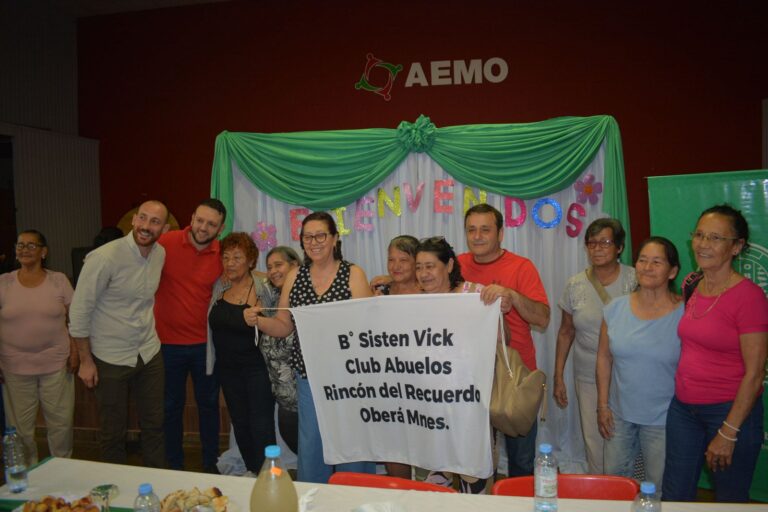 Herrera Ahuad participó de un encuentro con adultos mayores en Oberá y reafirmó su compromiso de llevar sus demandas al Congreso imagen-2