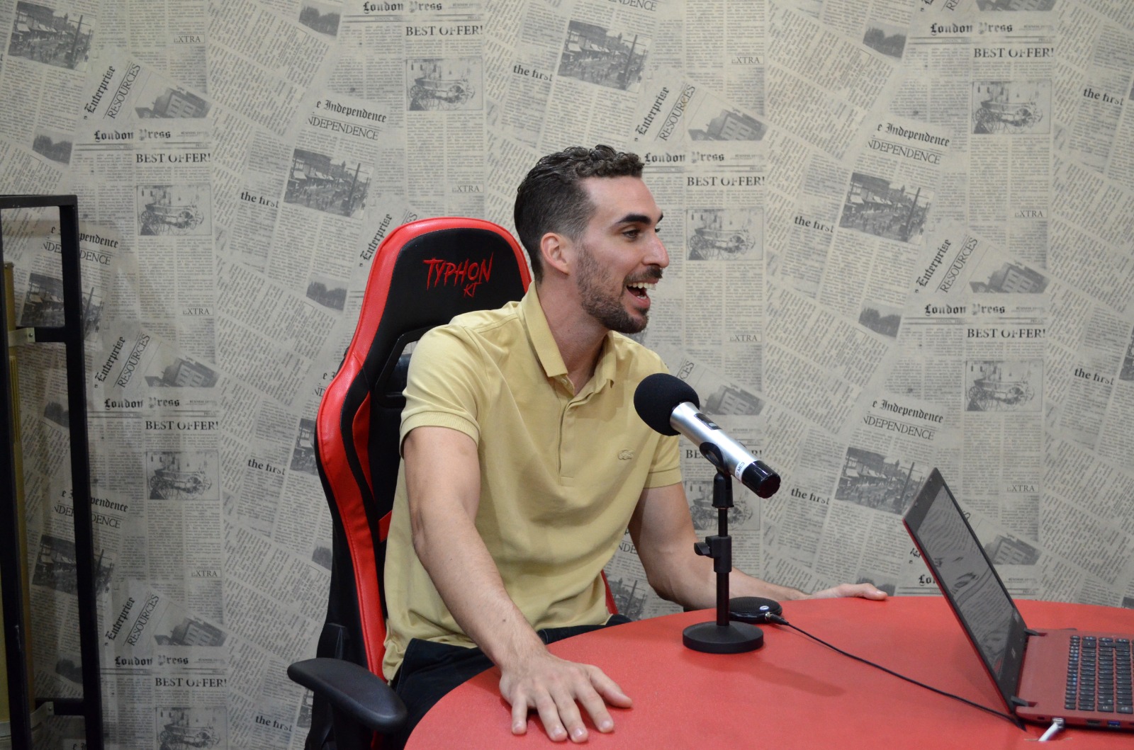 Con el lanzamiento de "¡Despierta!", Juan Veller junto a Nicolás y Camila ofrecen una guía para tomar decisiones informadas sobre diabetes, hipertensión y hábitos saludables imagen-2