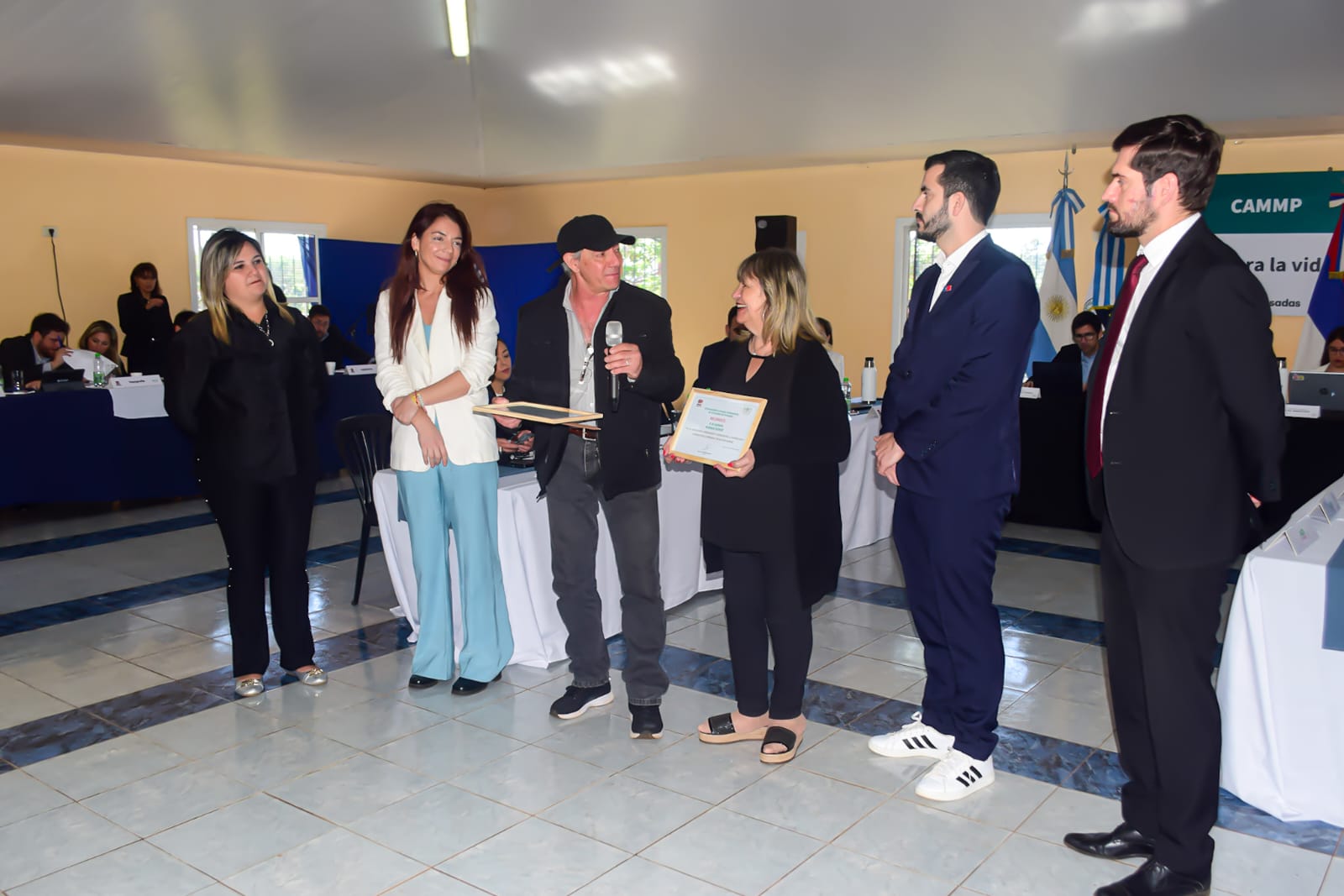 Con gran convocatoria, el Concejo Deliberante posadeño sesionó en el barrio Aeroclub imagen-10