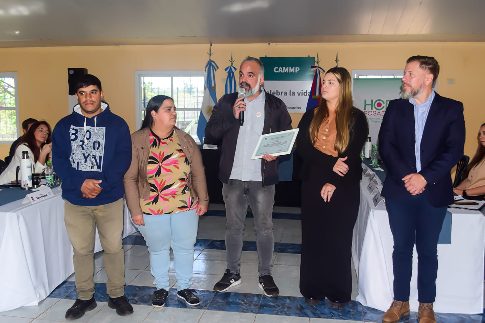 Con gran convocatoria, el Concejo Deliberante posadeño sesionó en el barrio Aeroclub imagen-12