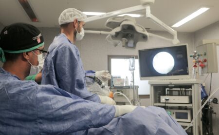 Innovadora cirugía para corregir escoliosis se realizó por primera vez en Misiones en el Hospital Madariaga imagen-4