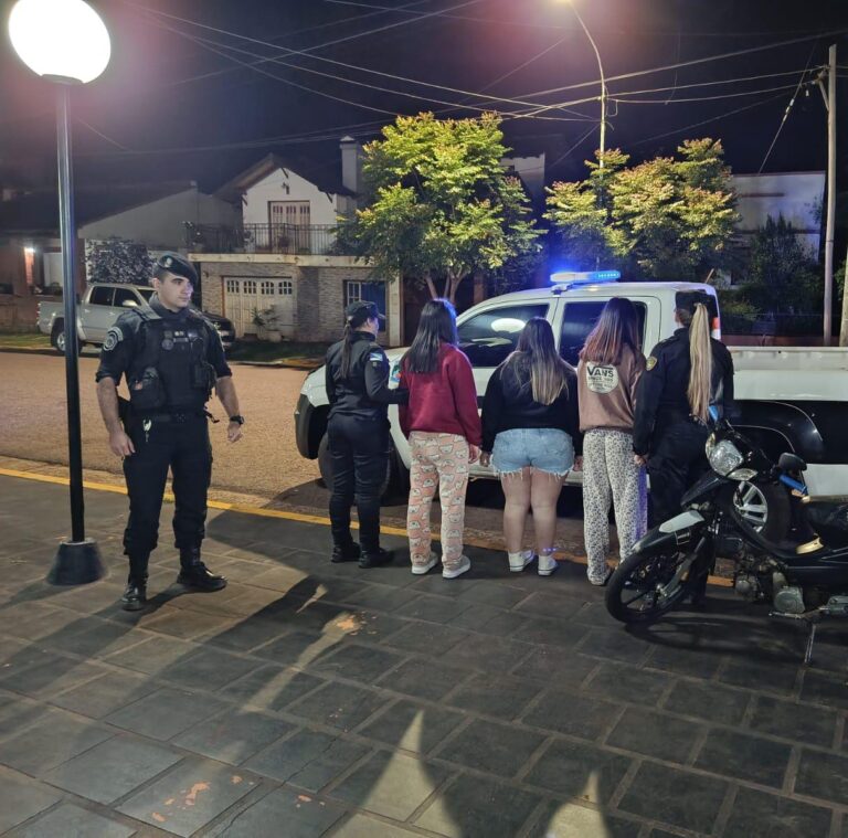 Arrestaron a las "pibas" por maniobras temerarias y a otros tres por contraexplosiones y picadas imagen-8