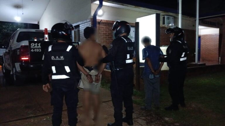Amenazas con machete en Posadas: dos detenidos tras intervención policial imagen-18