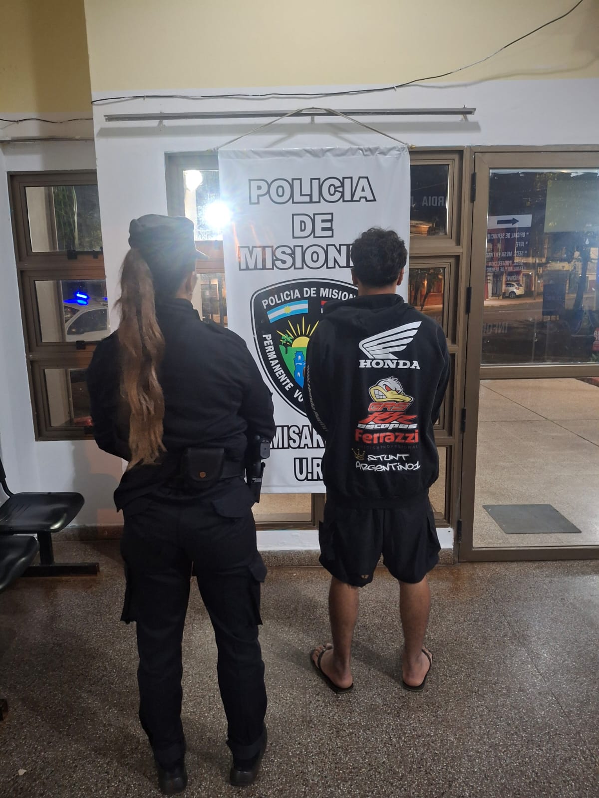 Fuga y persecución por cámaras terminó con la detención de un "delivery de drogas" en Posadas imagen-2