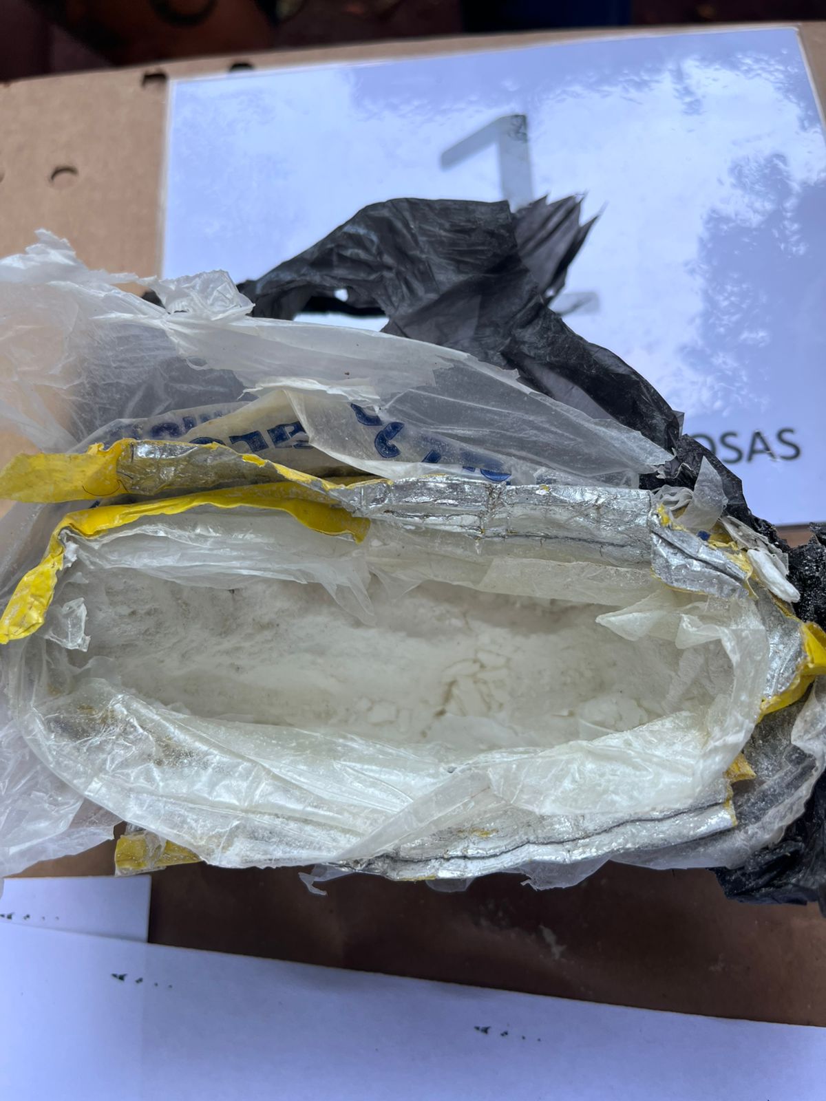 Desarticulan un punto de venta de droga en Apóstoles: incautaron droga valuada en $6 millones 7 Desarticulan un punto de venta de droga en Apóstoles: incautaron droga valuada en $6 millones imagen-6