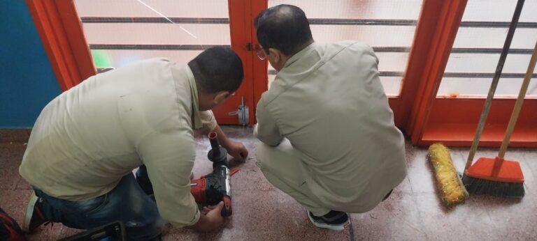 La Policía reparó los daños en el Jardín Maternal “Rayito de Luz” tras el ingreso de un malviviente imagen-50