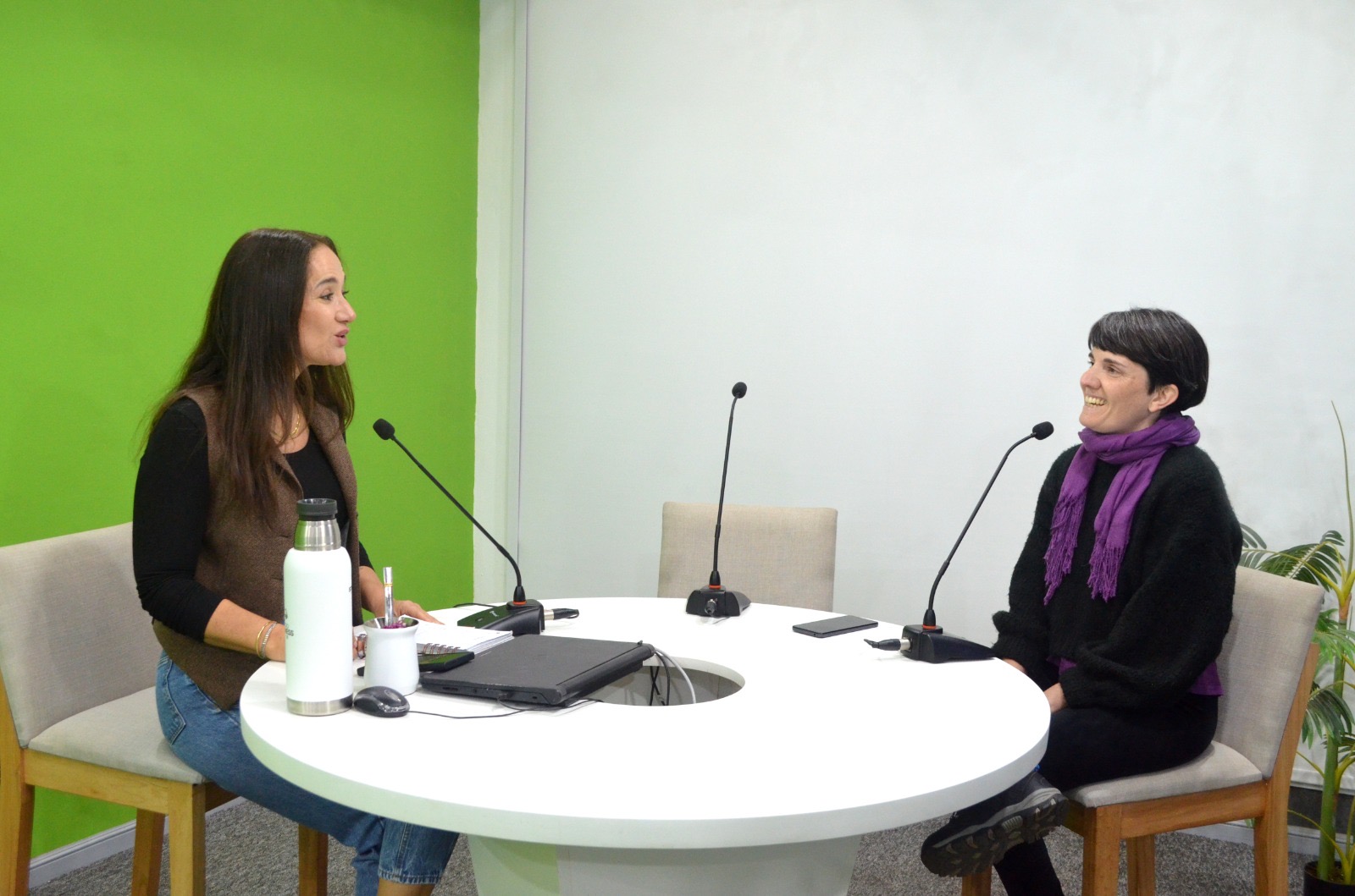 Taller en Posadas busca brindar herramientas a familias para acompañar a niños y adolescentes en el uso responsable de la tecnología y la pubertad 5 Taller en Posadas busca brindar herramientas a familias para acompañar a niños y adolescentes en el uso responsable de la tecnología y la pubertad imagen-4