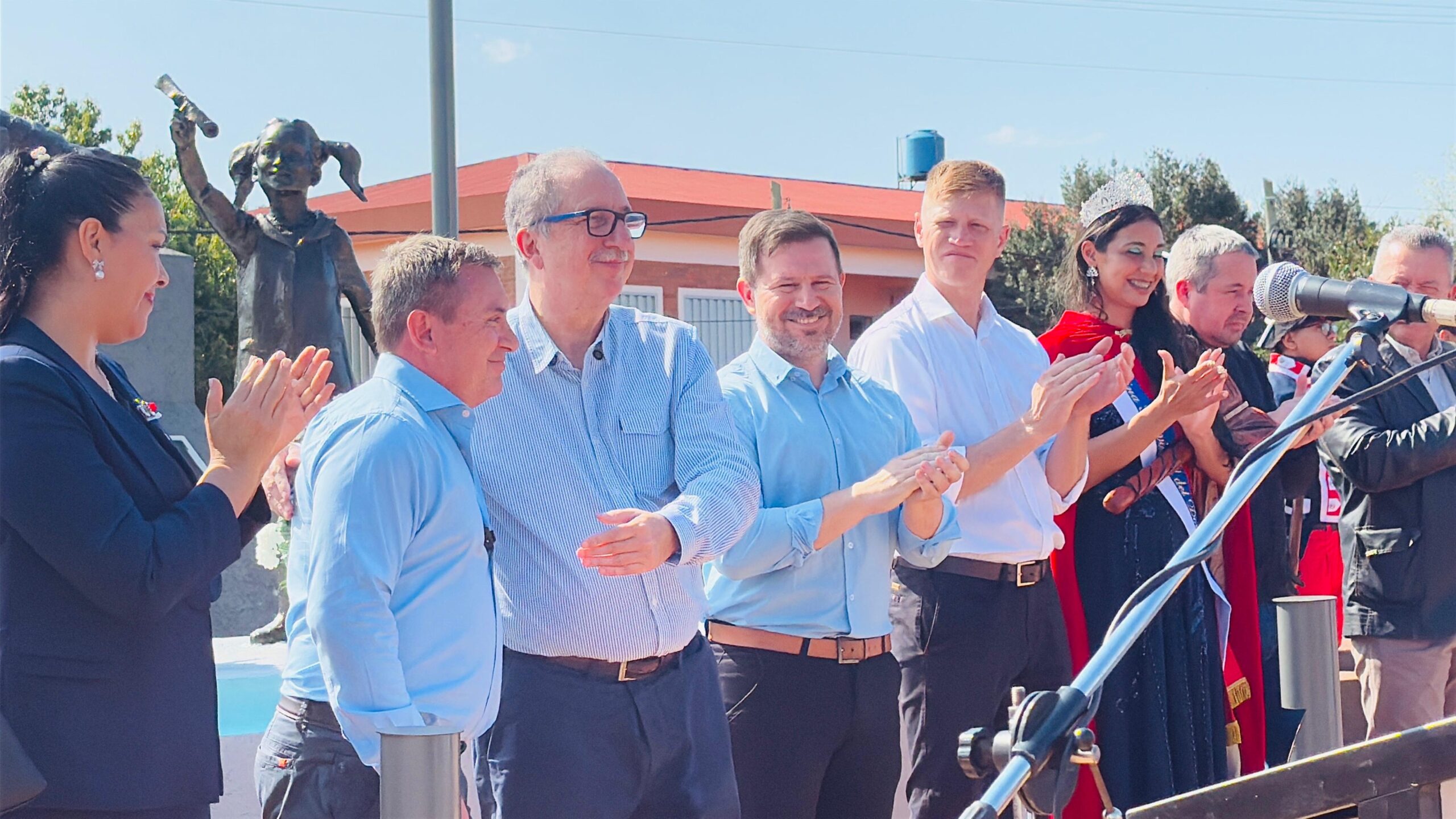 La 39° Fiesta Provincial del Docente comenzó en Campo Grande con un emotivo homenaje a los educadores imagen-12