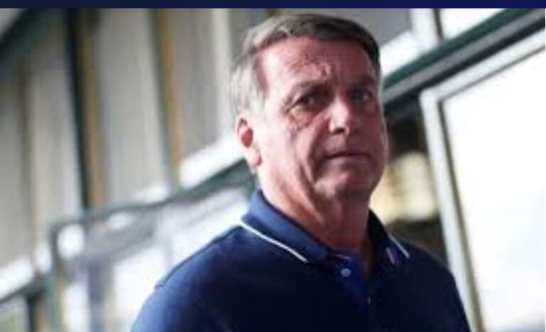 Brasil: Jair Bolsonaro fue hospitalizado de urgencia tras sufrir una descompensación bajo arresto domiciliario imagen-4