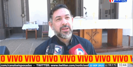 El Padre Sebastián Escalante encabezó la Misa de los Estudiantes en Posadas con un mensaje de reconciliació, paz y convivencia entre colegios El Padre Sebastián Escalante encabezó la Misa de los Estudiantes en Posadas con un mensaje de reconciliació, paz y convivencia entre colegios imagen-3