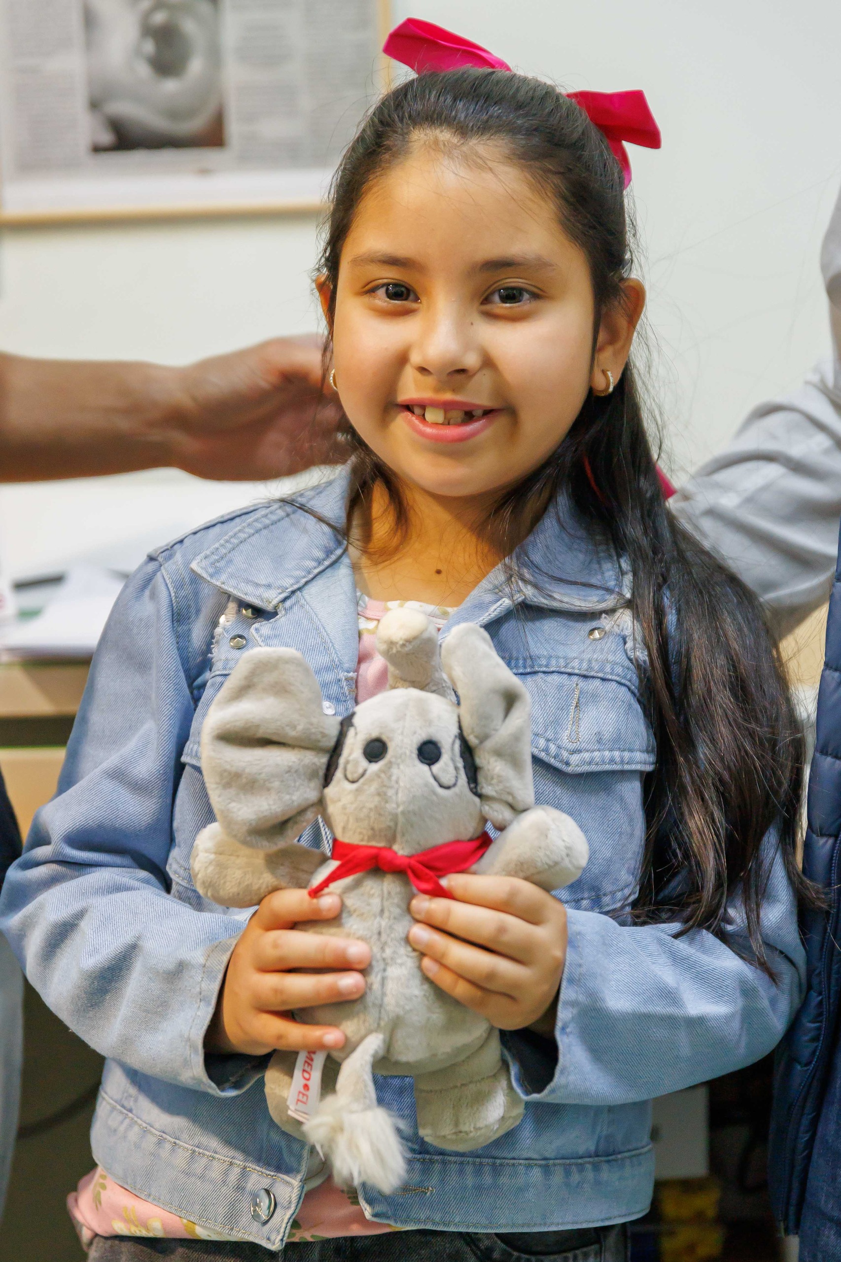 El programa Incluir Salud entregó implantes cocleares bilaterales a una niña con hipoacusia profunda severa en el Hospital Materno Neonatal imagen-8