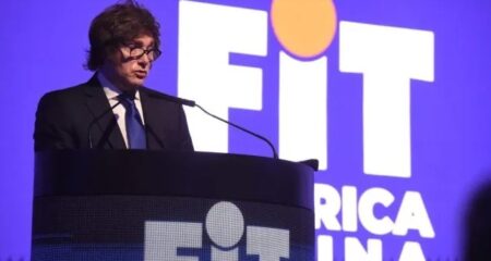 Javier Milei defendió la gestión económica y afirmó que "hay que reformar el mercado del trabajo para que contratar sea más accesible" imagen-6