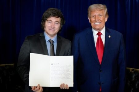 "Trump quería Canadá y Groelandia, Milei le regala Argentina" imagen-4