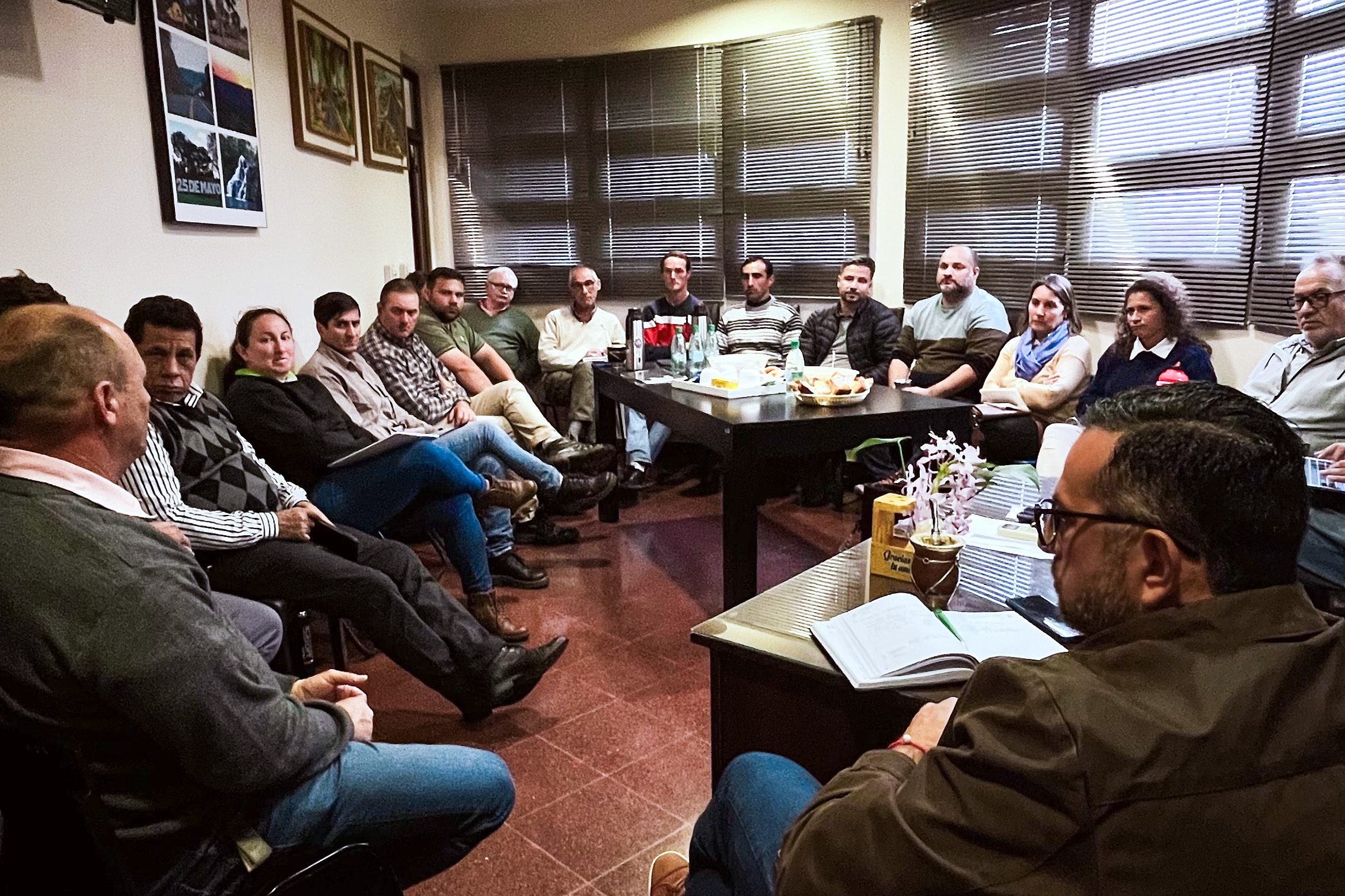 "Puentes productivos": nueva reunión del gabinete agrario en el Departamento 25 de Mayo imagen-2