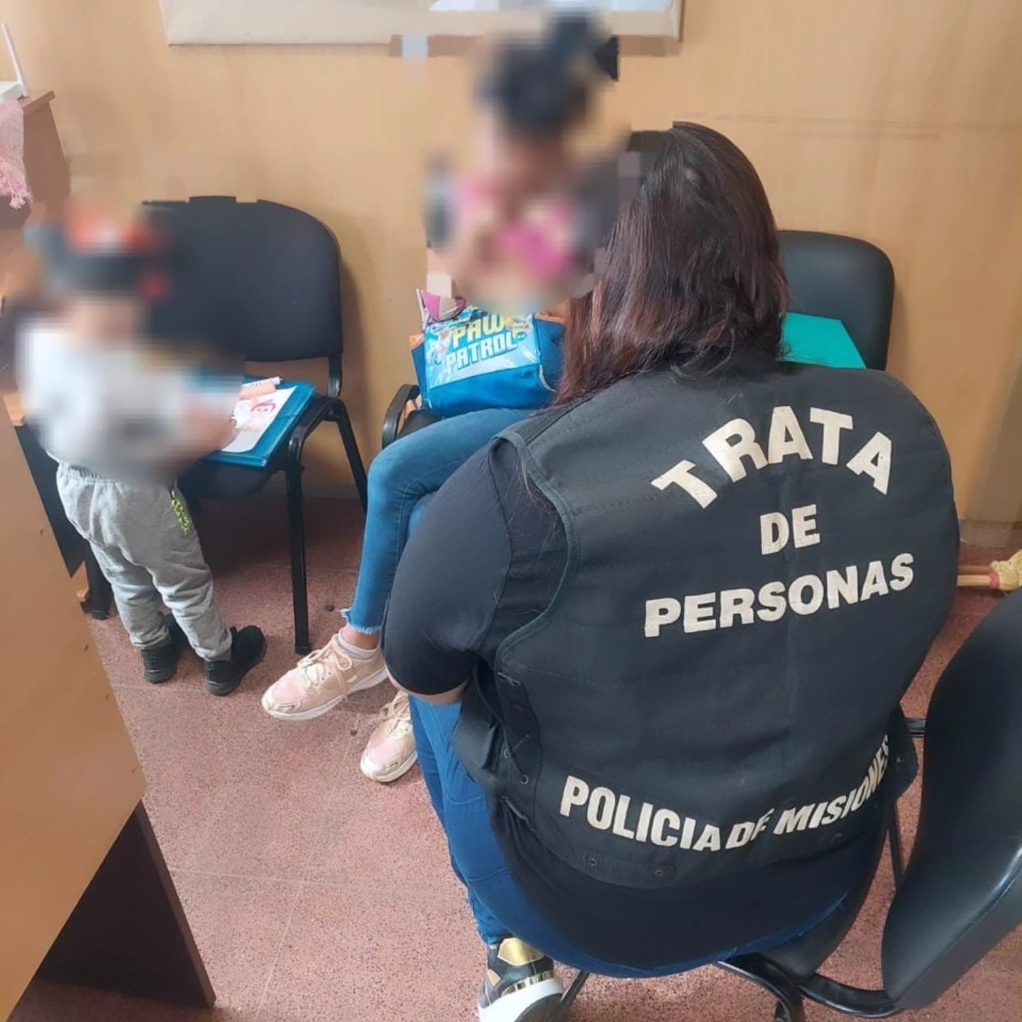 La Policía de Misiones rescató a una mujer víctima de trata y a su hijo de 4 años en Posadas imagen-2