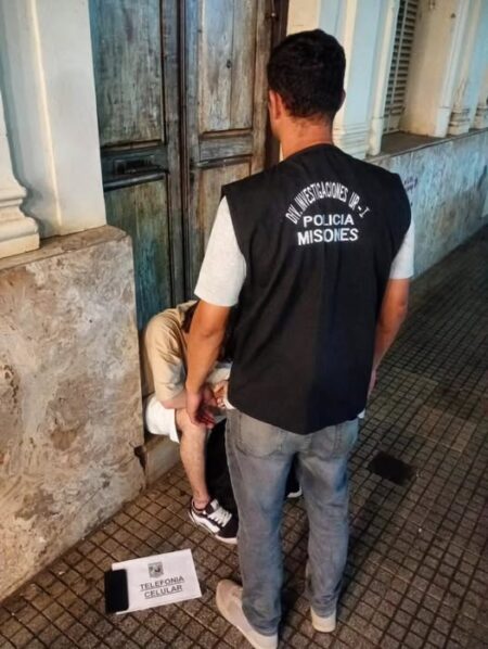Detuvieron a un joven acusado de acosar por redes a una menor en Posadas Detuvieron a un joven acusado de acosar por redes a una menor en Posadas imagen-2