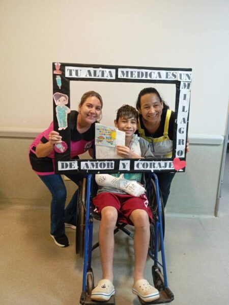 Tragedia vial en la Ruta Nacional 14: dieron de alta a Alejandro, el chico sobreviviente que envió un mensaje conmovedor a la sociedad imagen-2