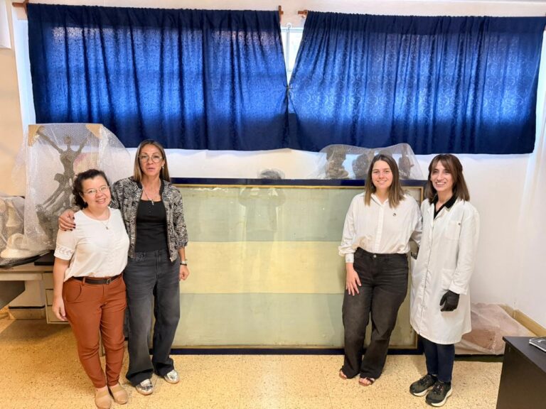La primera bandera argentina que ondeó en Oberá se restaura en el Museo Yaparí para su conservación histórica imagen-23