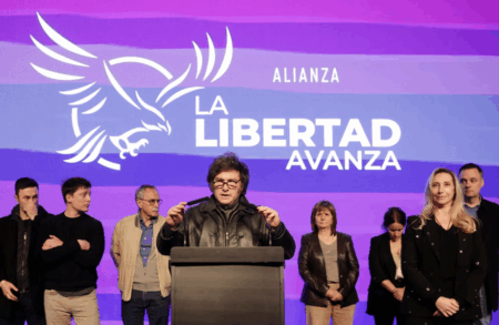 Milei tiene decidido reconfigurar el Gabinete para la segunda parte del mandato: el dilema de la mesa chica imagen-8