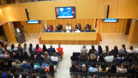“La calidad de las conversaciones hace a la calidad de los vínculos y de los equipos”, destacan en Jornada “Comunicación y Liderazgo” en la Legislatura imagen-8