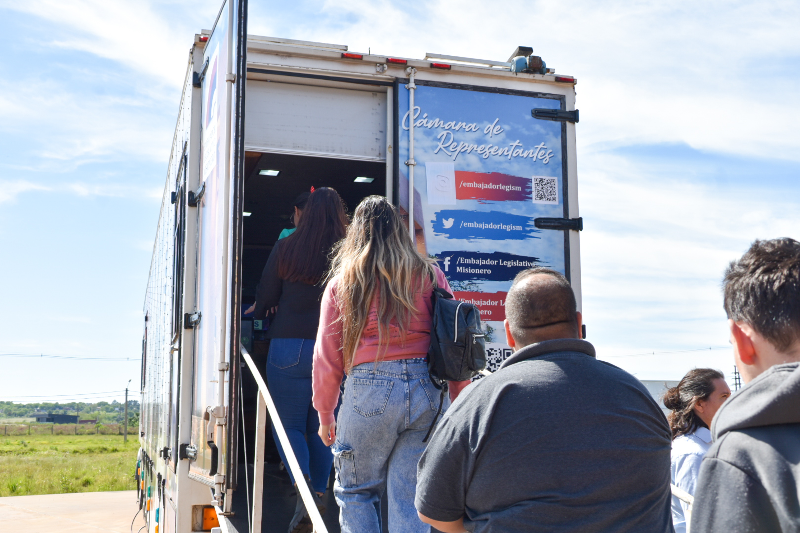El Embajador Legislativo Misionero participó del cierre del Programa Intensivo en Políticas Públicas y Desarrollo Local 7 El Embajador Legislativo Misionero participó del cierre del Programa Intensivo en Políticas Públicas y Desarrollo Local imagen-6