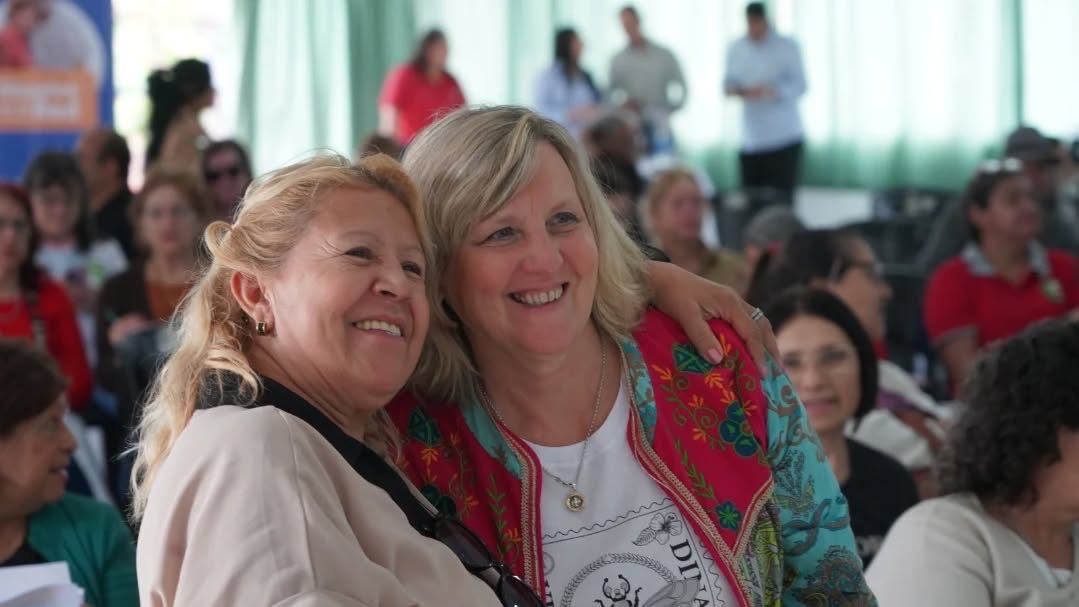 Tras presentarse en Apóstoles y Oberá, el Taller de Herramientas Digitales "Abuelos en la Red" estará en Puerto Iguazú y Eldorado 3 Tras presentarse en Apóstoles y Oberá, el Taller de Herramientas Digitales "Abuelos en la Red" estará en Puerto Iguazú y Eldorado imagen-2