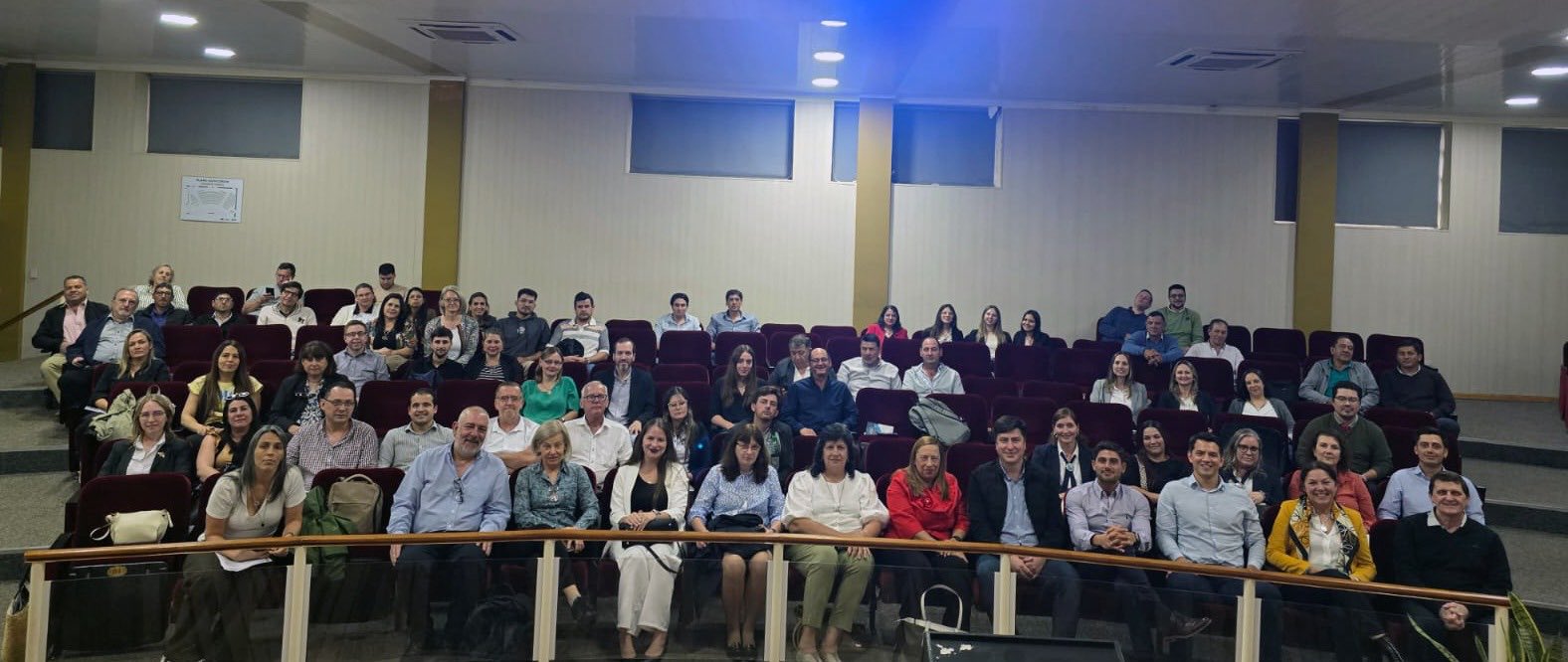 Oberá fue sede de un nuevo encuentro de Responsabilidad Fiscal Provincial, con la participación de municipios 7 Oberá fue sede de un nuevo encuentro de Responsabilidad Fiscal Provincial, con la participación de municipios imagen-6