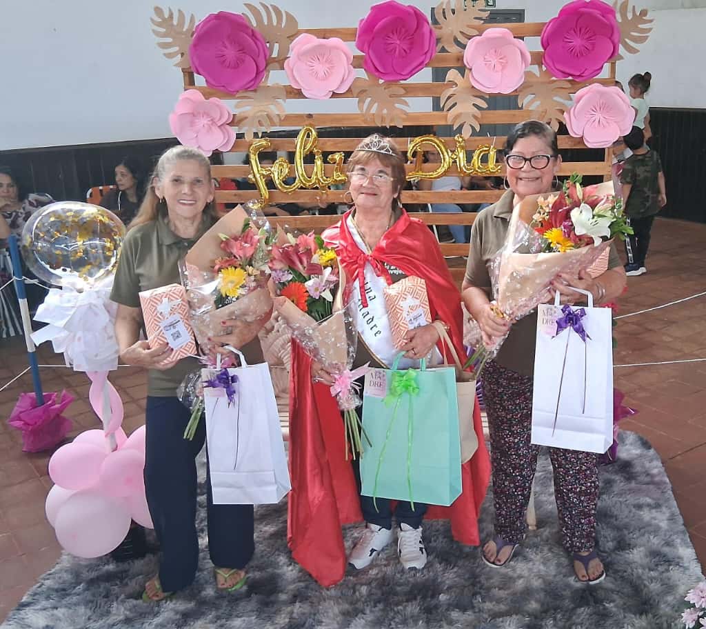 El IPLyC Social participó del Festival de las Madres en Itacaruaré 13 El IPLyC Social participó del Festival de las Madres en Itacaruaré imagen-12